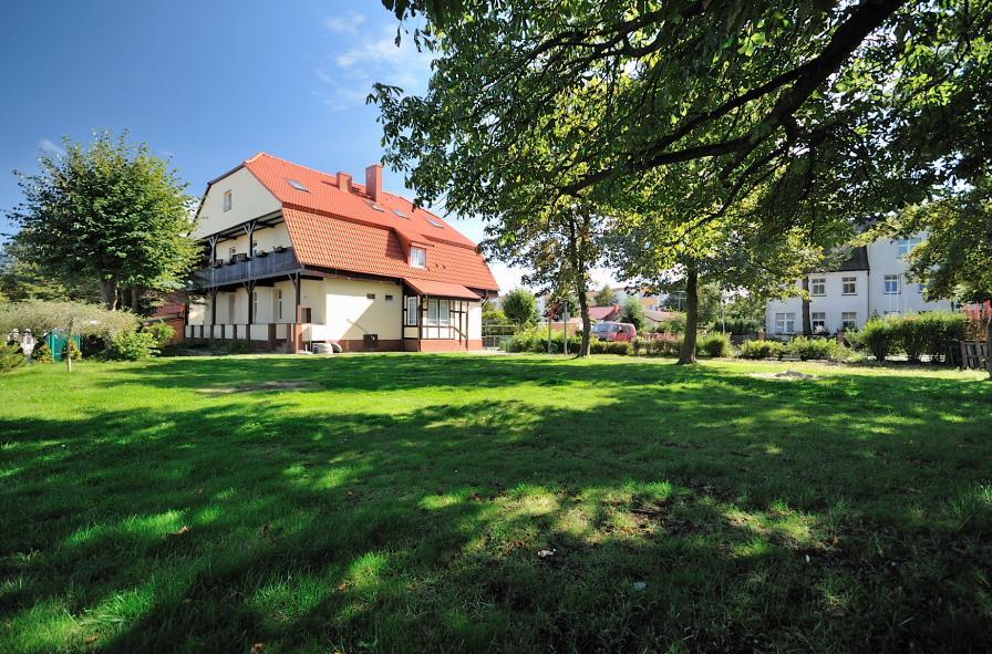 Pensjonat Fala Bed & Breakfast Ustronie Morskie Exterior photo